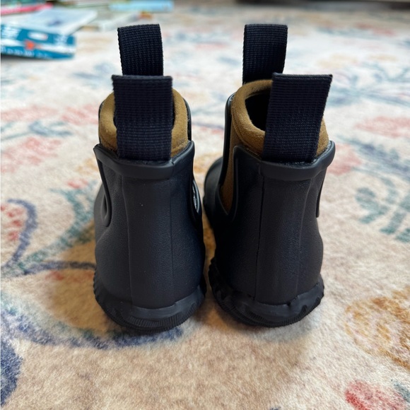 Merry People Bobbi Kids Rain Boot - Picture 5 of 8